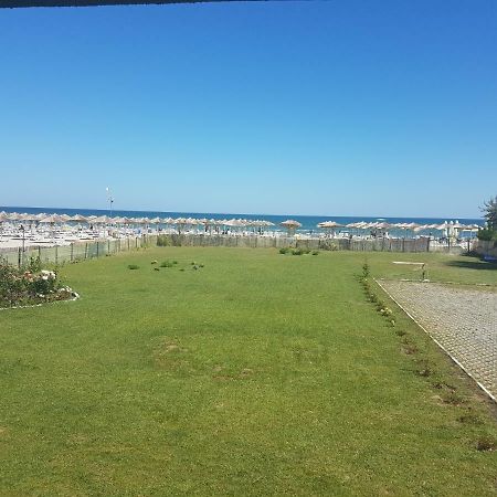 Le Reve Apartment Mamaia Nord Exterior foto