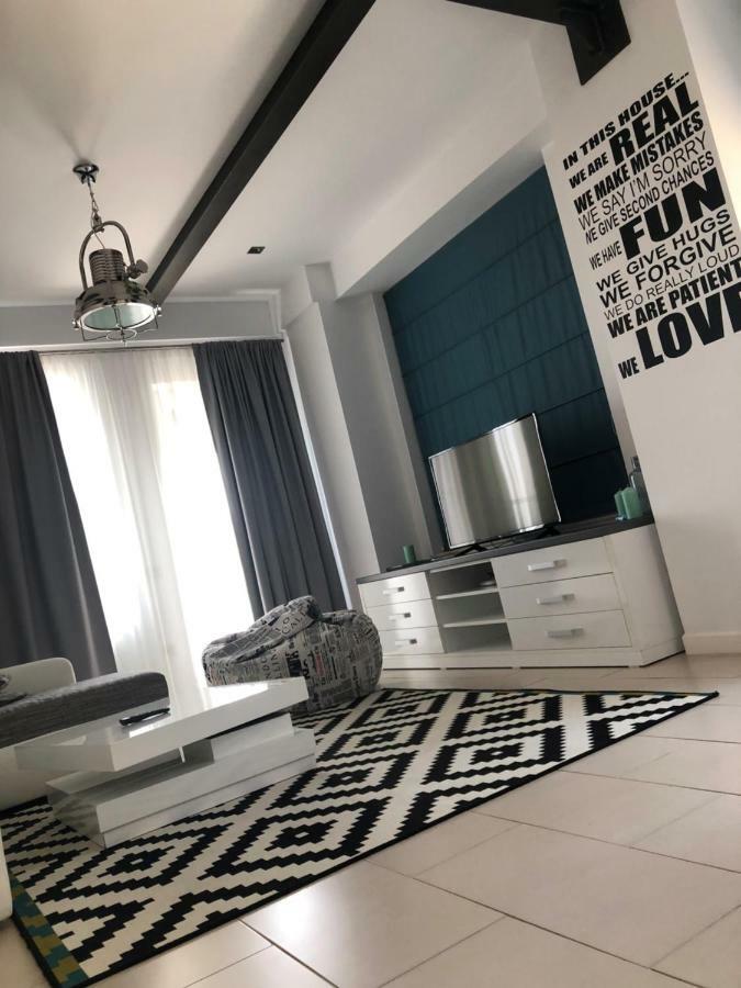 Le Reve Apartment Mamaia Nord Exterior foto